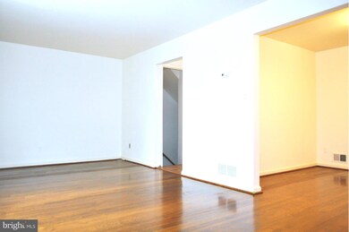 5602 Harding Ave, Alexandria, VA 22311 - photo 3