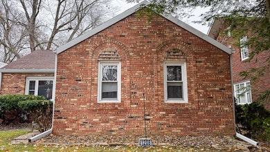 1208 Hillcrest St, Normal, IL 61761 - photo 2