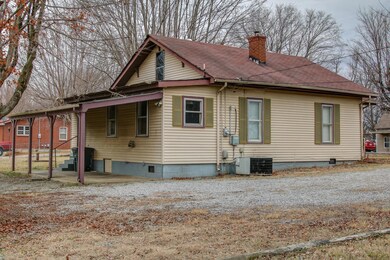 305 S Russell St, Portland, TN 37148 - photo 7