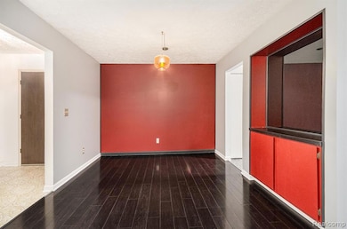 27875 Berrywood Ln unit 81, Farmington Hills, MI 48334 - photo 7