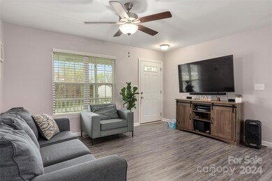 229 Grassy Meadow Ln, Statesville, NC 28625 - photo 4