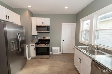 1913 Prairie St, Elkhart, IN 46516 - photo 4