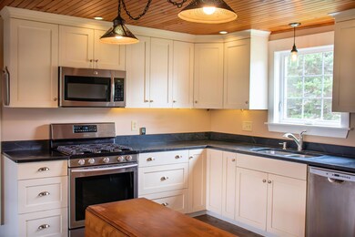 391 Bimson Dr, Barnet, VT 05821 - photo 7