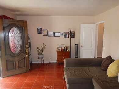 12114 S Central Ave, Los Angeles, CA 90059 - photo 4