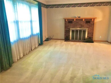 701 Fort Findlay Rd, Woodville, OH 43469 - photo 5