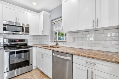 2000 76th St N, Saint Petersburg, FL 33710 - photo 6