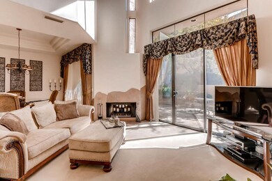25555 N Windy Walk 53-large-006-6-Living