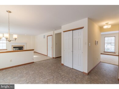 1635 Pennfield Dr, West Deptford, NJ 08086 - photo 6