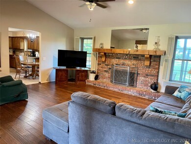 Den w/ Fireplace