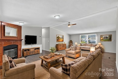 3802 Hickory Grove Rd, Mount Holly, NC 28120 - photo 3