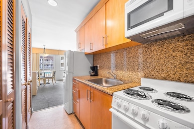 131 S Emerson Ave unit 235, Montauk, NY 11954 - photo 5