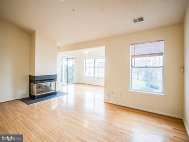 14201 Wolf Creek Place unit 11, Silver Spring, MD 20906 - photo 4