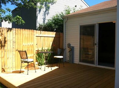 2310 Mulberry Ct, Aurora, IL 60506 - photo 4