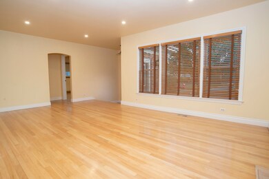 10318 Milford St, Westchester, IL 60154 - photo 5