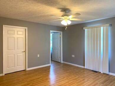 1420 Hills Chapel Rd, Manchester, TN 37355 - photo 5