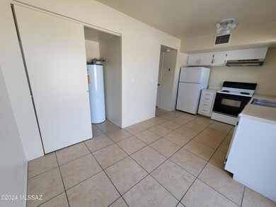 345 E Glenn St unit 9, Tucson, AZ 85705 - photo 3