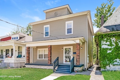 020-photo-front-view-12723320