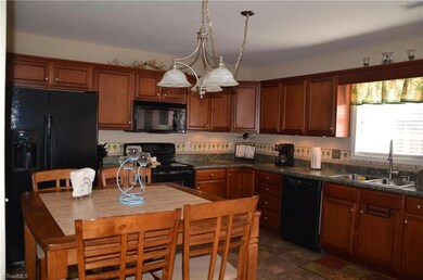 Large Kitchen with under the counter lighting!