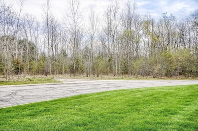 1380 Sunset Blvd, Flint, MI 48507 - photo 3