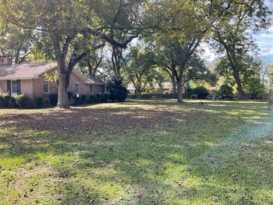 104 Lakeview Dr, Eufaula, AL 36027 - photo 5