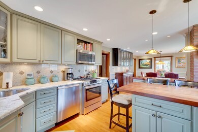 22 Grove St, Winchester, MA 01890 - photo 4