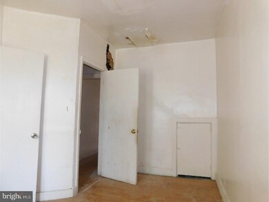 303 W 25th St, Wilmington, DE 19802 - photo 3