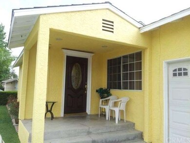Close to Schools and Shopping