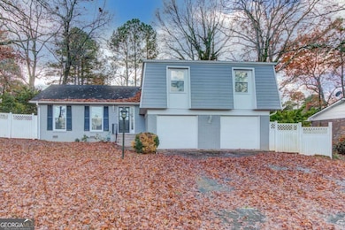 4521 Central Dr, Stone Mountain, GA 30083 - photo 2