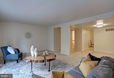 10604 High Beam Ct, Columbia, MD 21044 - photo 6