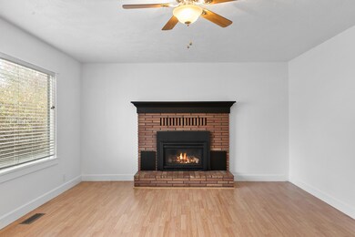2020_11_14_445_ne_emerson_ave-8