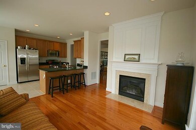 9253 Laurel Ridge Crossing Rd, Lorton, VA 22079 - photo 3