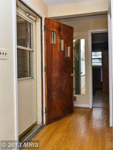 3315 Longwood Dr, Falls Church, VA 22041 - photo 2