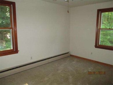 226 Mammoth Rd, Pelham, NH 03076 - photo 7