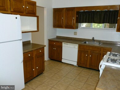 unlisted-address, Alexandria, VA 22306 - photo 7