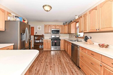 107 Prairie Dr, Walworth, WI 53184 - photo 4