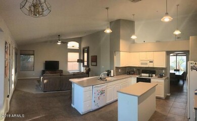 Kitchen.Living