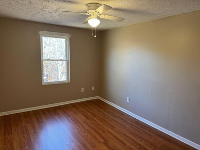 108 Elmwood Cir unit A, Martinsville, VA 24112 - photo 7