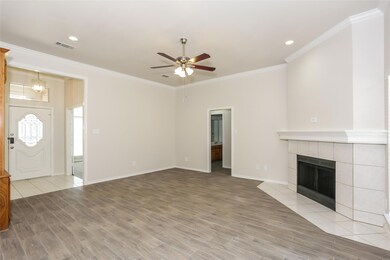 9217 Meandering Dr, North Richland Hills, TX 76182 - photo 3