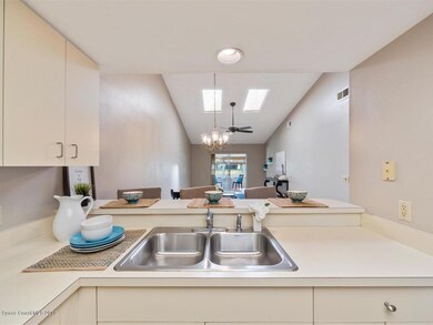08-Kitchen-Great_Room