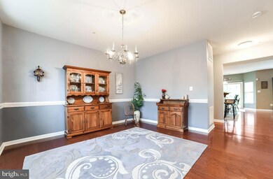 44056 Delphinium Dr, California, MD 20619 - photo 5