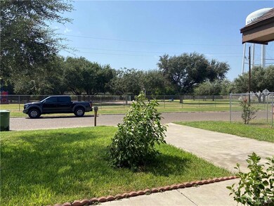 806 N 8th St, Alamo, TX 78516 - photo 6