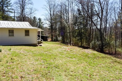 Large yard around the entire hosue