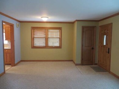 414 N Evergreen Ave, Elmhurst, IL 60126 - photo 2