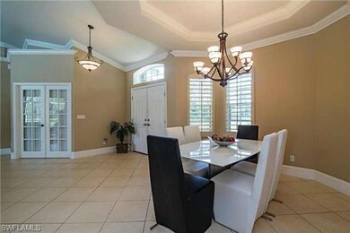 Dining to Foyer