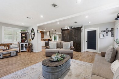 31611 Pin Oak St, Magnolia, TX 77355 - photo 7