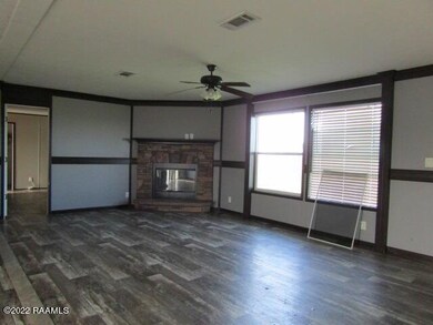 297 Basket Dr unit 144, Eunice, LA 70535 - photo 3