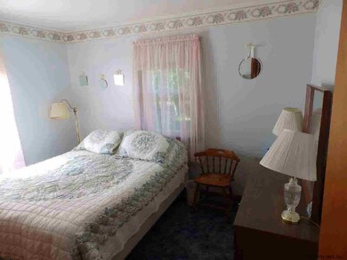 169 Jones Rd, Saratoga Springs, NY 12866 - photo 7