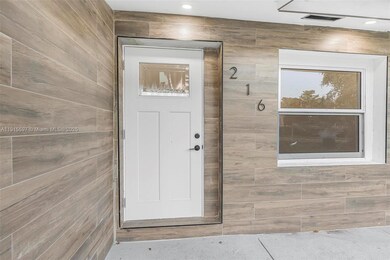 216 NE 160th St, Miami, FL 33162 - photo 4