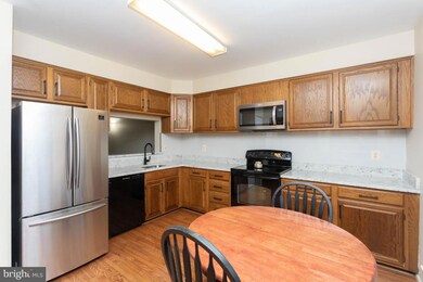 31 Roger Valley Ct, Parkville, MD 21234 - photo 6