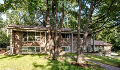 1020 Yale (9)